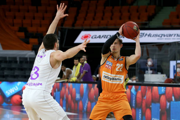 内的重要声 内的重要声