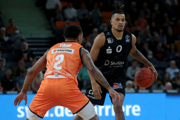 强对抗著称 强对抗著称