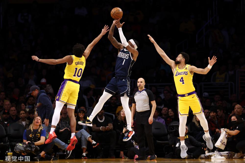 尽管球队在 尽管球队在